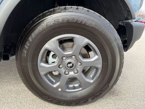 Used 2025 Ford Bronco Big Bend image 11