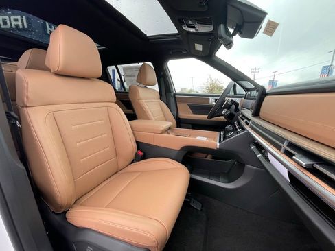 New 2026 Hyundai Santa Fe Calligraphy FWD image 32