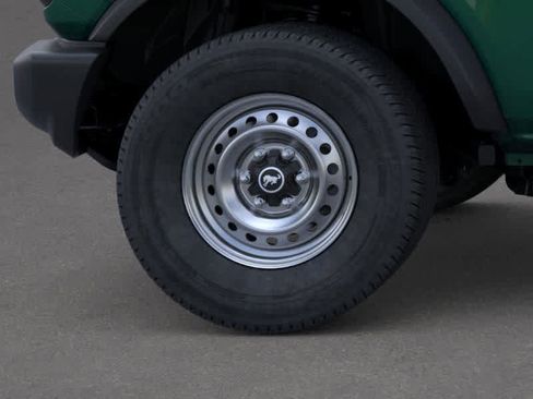 New 2025 Ford Bronco 4-Door image 21