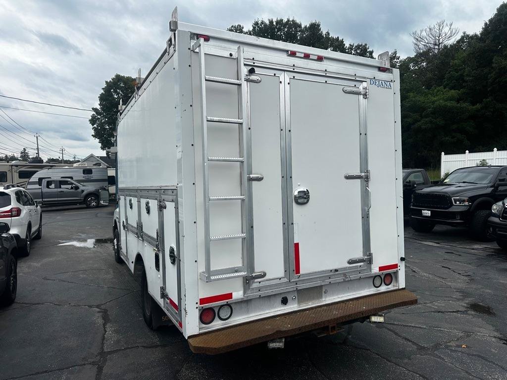 Used 2017 RAM 3500 Tradesman w/ Power & Remote Entry Group RWD image 2