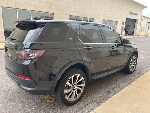 Used 2021 Land Rover Discovery Sport SE AWD/4WD image 4