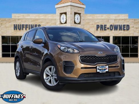 Used 2019 Kia Sportage LX image 1