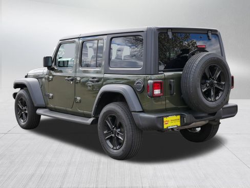Used 2022 Jeep Wrangler Unlimited Sport AWD/4WD image 5