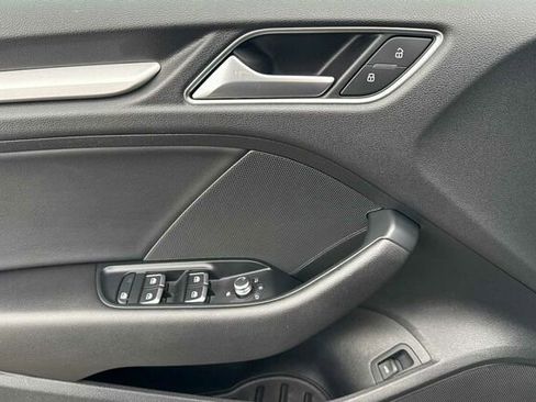 Used 2019 Audi A3 2.0T Premium image 11