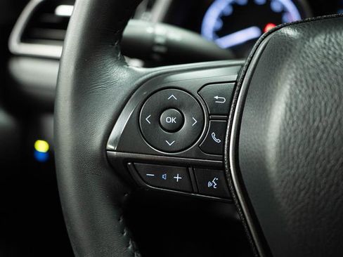 Used 2024 Toyota Camry SE image 26