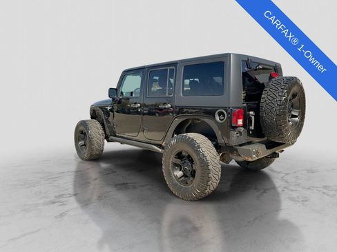 Used 2018 Jeep Wrangler Unlimited Sport AWD/4WD image 5