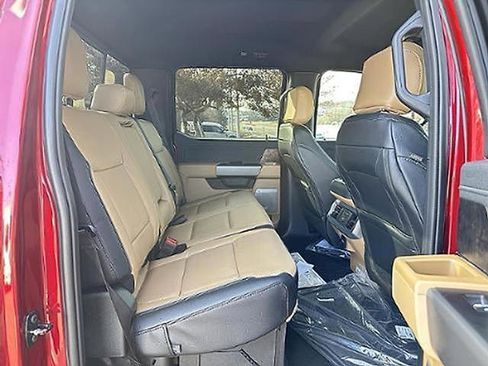 New 2026 Ford F250 Lariat w/ Lariat Premium Package AWD/4WD image 26