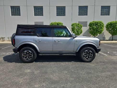Used 2021 Ford Bronco Outer Banks AWD/4WD image 9