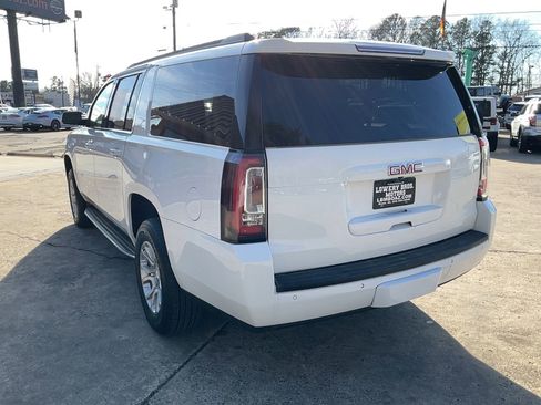 Used 2020 GMC Yukon XL SLT w/ Open Road Package image 7