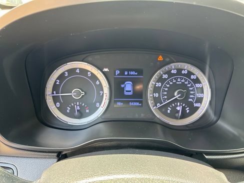 Used 2020 Hyundai Venue SEL w/ Convenience Package FWD image 23