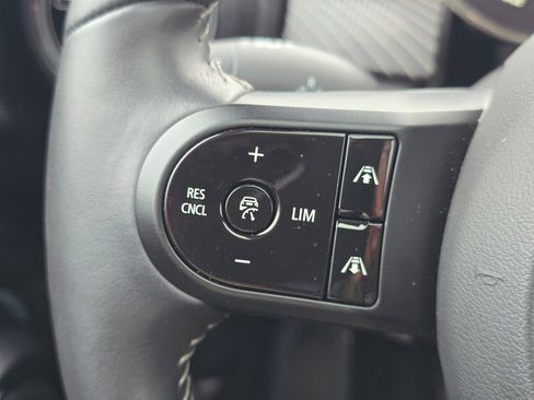 Used 2024 MINI Cooper SE w/ MINI Resolute Edition image 68