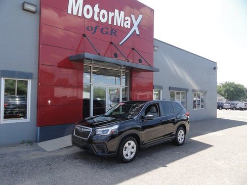 Used 2021 Subaru Forester AWD/4WD image 1