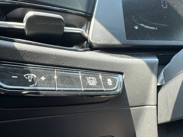 Certified 2023 Kia Niro LX FWD image 40