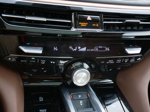 Certified 2023 Acura MDX SH-AWD w/ Technology Package image 23