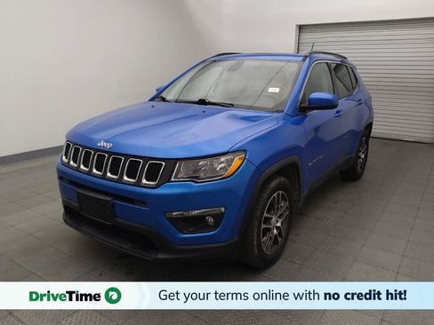 Used 2019 Jeep Compass Latitude FWD image 1