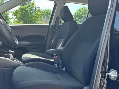 New 2025 Nissan Kicks Play S image 16