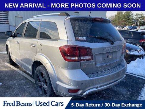 Used 2018 Dodge Journey Crossroad w/ Nav & Sun Group image 4