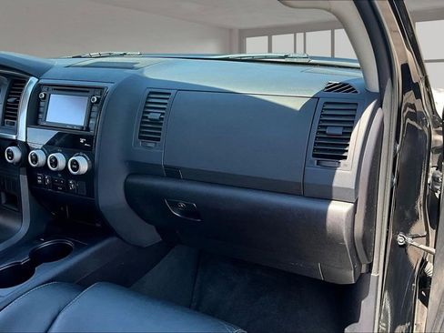 Used 2019 Toyota Sequoia TRD Sport w/ TRD Sport Premium Package image 25