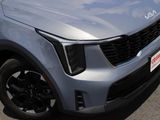 Used 2024 Kia Sorento S image 2