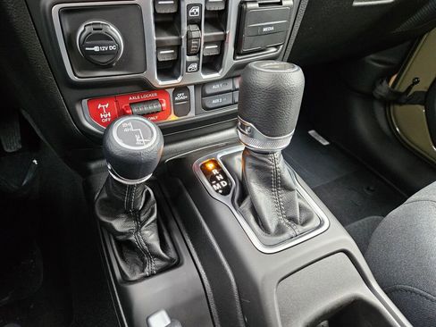 New 2026 Jeep Gladiator Willys image 23