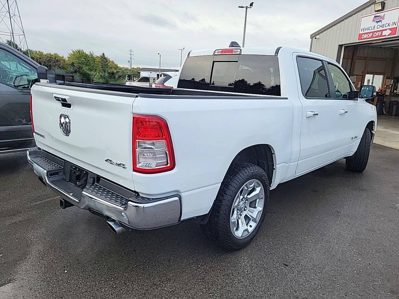 Used 2020 RAM 1500 Big Horn AWD/4WD image 4