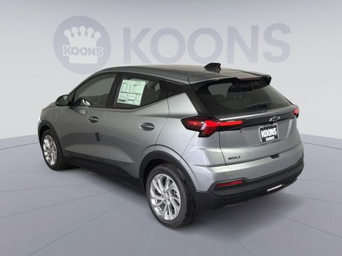 New 2027 Chevrolet Bolt LT w/ Comfort Package image 4