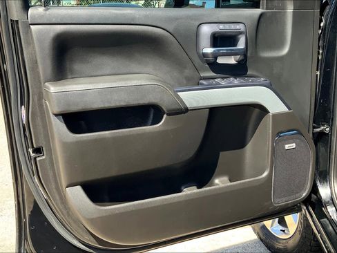 Used 2018 Chevrolet Silverado 2500 LTZ w/ Vortec Plus Package image 21