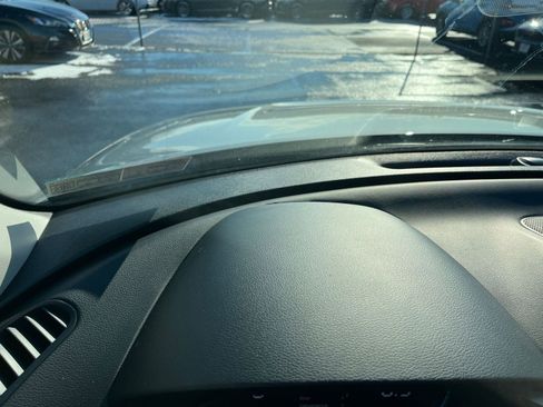 Used 2025 Kia Soul LX w/ LX Technology Package image 32