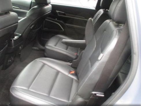 Used 2025 Kia Telluride S AWD/4WD image 9