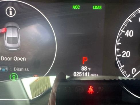 Used 2020 Honda Accord EX image 13