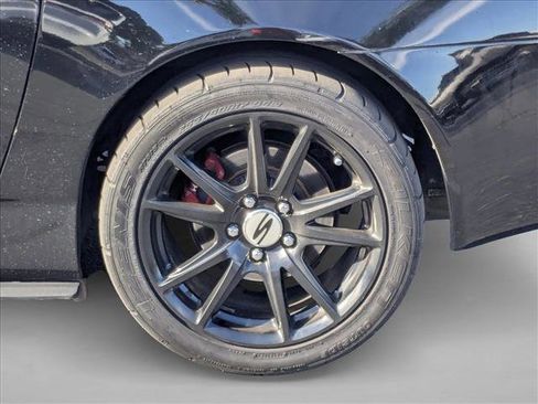 Used 2001 Honda S2000 image 17