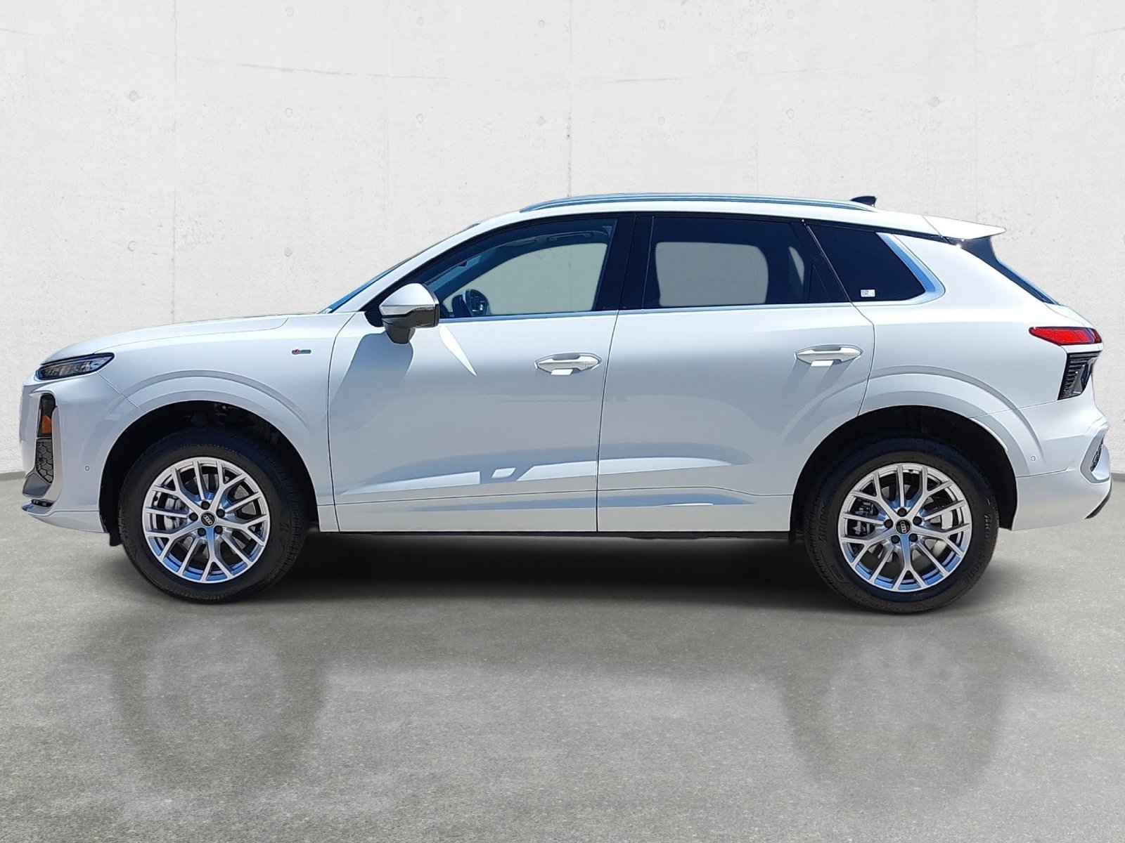Certified 2026 Audi Q3 quattro 2.0T AWD/4WD image 8