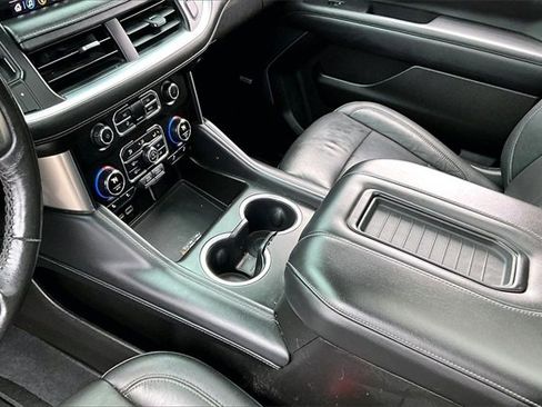 Used 2021 Chevrolet Tahoe Z71 w/ Luxury Package image 15