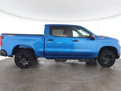 Used 2022 Chevrolet Silverado 1500 Custom Trail Boss w/ LPO, Dark Essentials Package image 22
