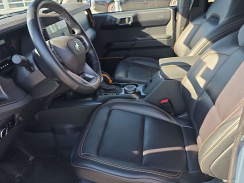 Used 2024 Ford Bronco Badlands image 21
