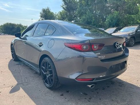 Used 2022 MAZDA MAZDA3 s AWD/4WD image 3