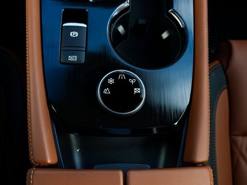 New 2026 Nissan Rogue Platinum w/ Tech Package image 17