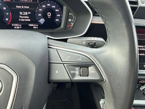 Used 2023 Audi Q3 2.0T Premium w/ Convenience Package AWD/4WD image 19