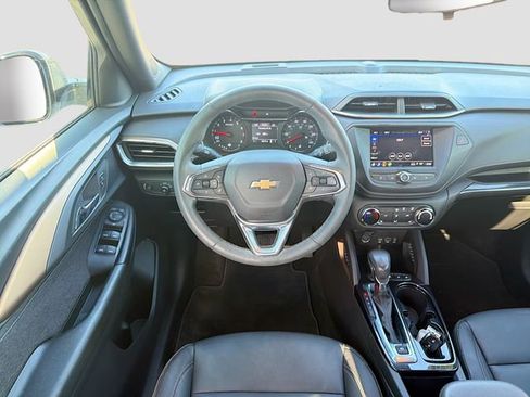 Used 2023 Chevrolet TrailBlazer ACTIV image 16