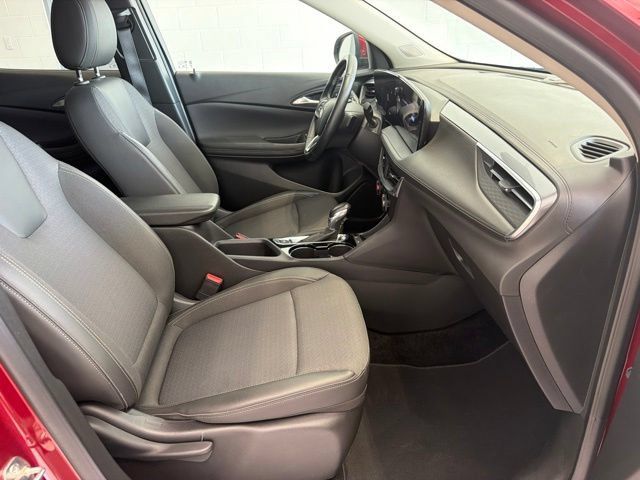 Used 2024 Buick Encore GX Preferred FWD image 9