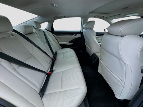 Used 2018 Honda Accord EX-L image 19