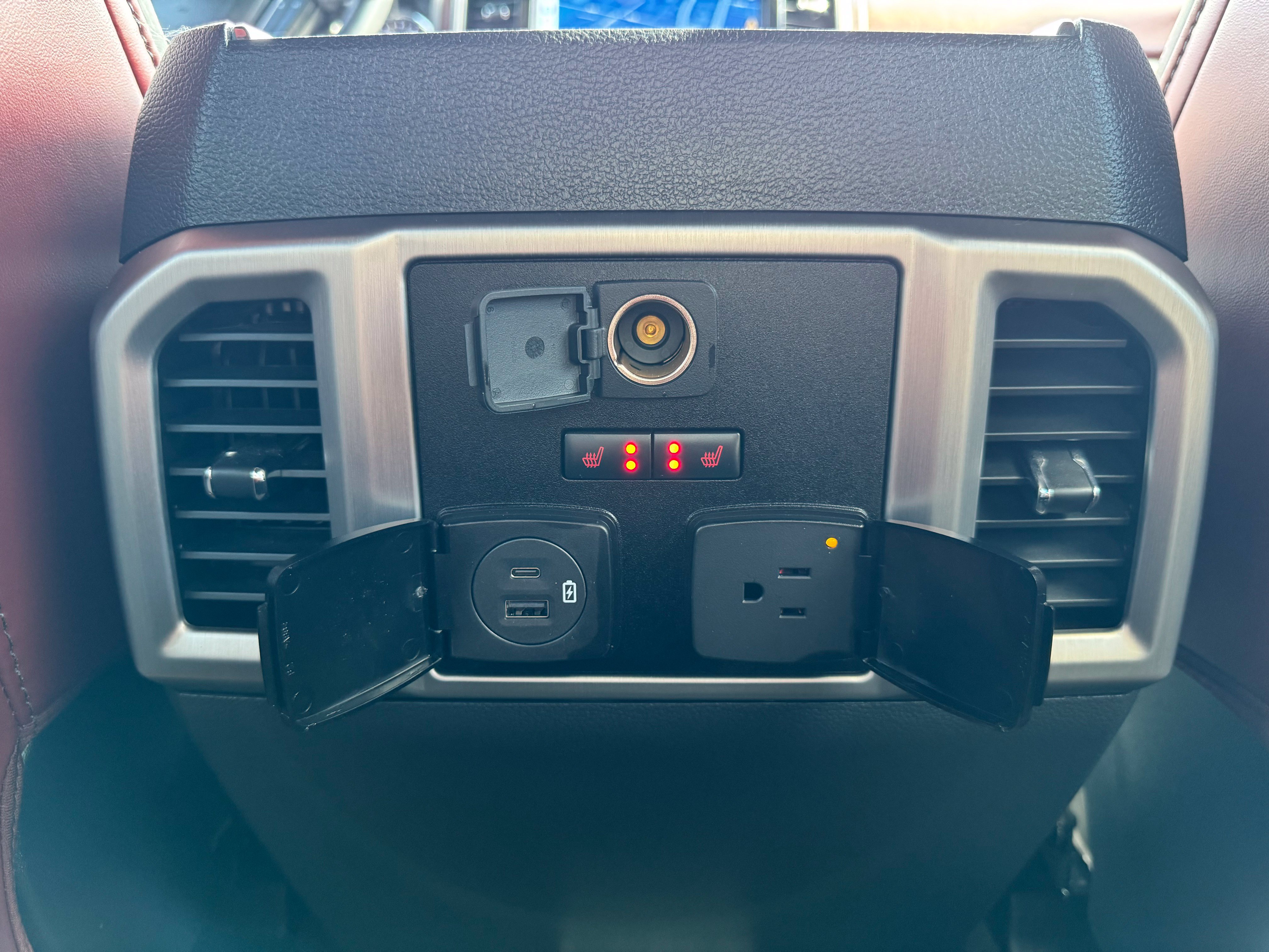 Used 2022 Ford F350 Platinum AWD/4WD image 64