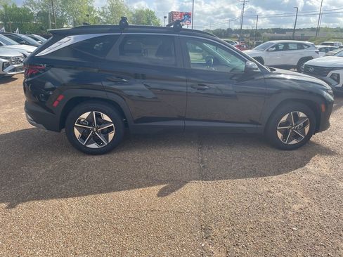 Certified 2025 Hyundai Tucson SEL image 10