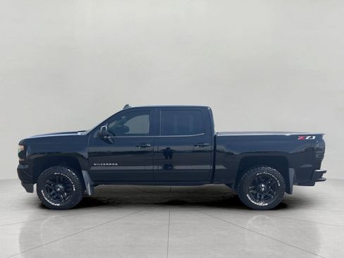 Used 2018 Chevrolet Silverado 1500 LT w/ All Star Edition AWD/4WD image 7