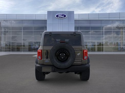New 2026 Ford Bronco Big Bend w/ Black Diamond Package AWD/4WD image 5