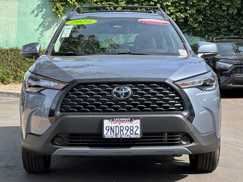 Certified 2024 Toyota Corolla Cross LE image 9