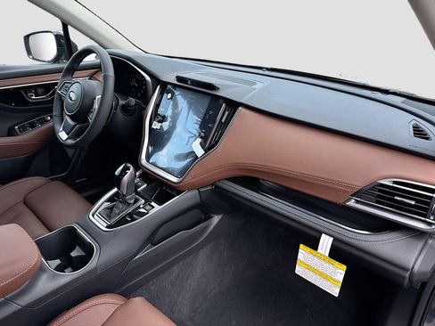 Used 2025 Subaru Outback Touring XT image 39