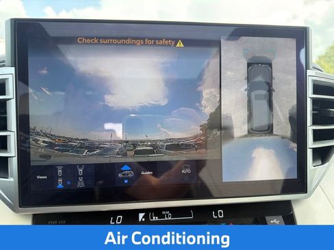 Used 2025 Toyota Sequoia Capstone AWD/4WD image 26