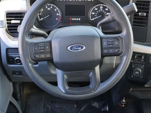 Used 2023 Ford F250 XLT AWD/4WD image 22