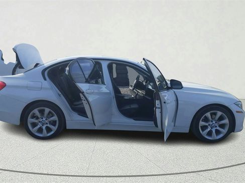 Used 2015 BMW 320i Sedan image 14